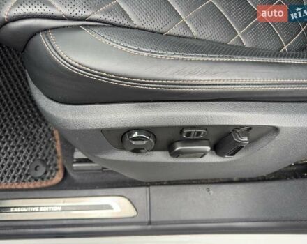 Белый Фольксваген Туарег, объемом двигателя 2.97 л и пробегом 215 тыс. км за 27900 $, фото 18 на Automoto.ua