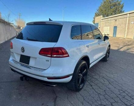 Белый Фольксваген Туарег, объемом двигателя 3.6 л и пробегом 35 тыс. км за 4100 $, фото 4 на Automoto.ua
