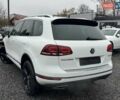 Белый Фольксваген Туарег, объемом двигателя 2.97 л и пробегом 215 тыс. км за 27900 $, фото 55 на Automoto.ua