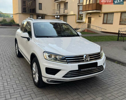 Белый Фольксваген Туарег, объемом двигателя 2.97 л и пробегом 250 тыс. км за 26200 $, фото 10 на Automoto.ua