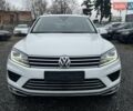 Белый Фольксваген Туарег, объемом двигателя 2.97 л и пробегом 215 тыс. км за 27900 $, фото 70 на Automoto.ua