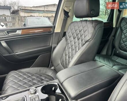 Белый Фольксваген Туарег, объемом двигателя 2.97 л и пробегом 215 тыс. км за 27900 $, фото 16 на Automoto.ua