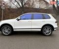 Белый Фольксваген Туарег, объемом двигателя 2.97 л и пробегом 161 тыс. км за 33000 $, фото 11 на Automoto.ua