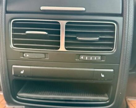 Білий Фольксваген Туарег, об'ємом двигуна 3 л та пробігом 180 тис. км за 29500 $, фото 15 на Automoto.ua