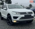 Белый Фольксваген Туарег, объемом двигателя 2.97 л и пробегом 215 тыс. км за 27900 $, фото 7 на Automoto.ua