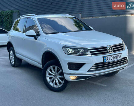 Белый Фольксваген Туарег, объемом двигателя 2.97 л и пробегом 237 тыс. км за 28500 $, фото 43 на Automoto.ua