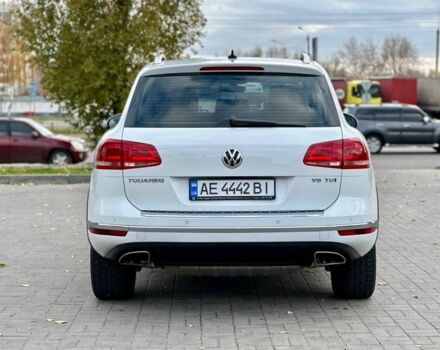 Білий Фольксваген Туарег, об'ємом двигуна 3 л та пробігом 180 тис. км за 29500 $, фото 4 на Automoto.ua