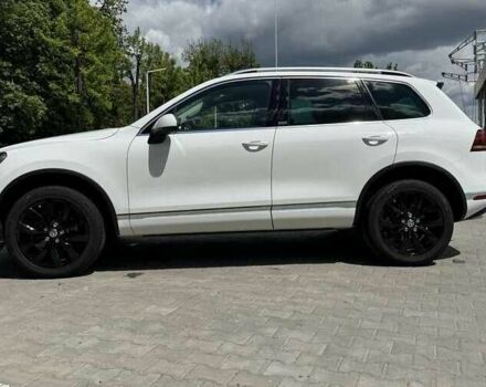 Белый Фольксваген Туарег, объемом двигателя 3 л и пробегом 110 тыс. км за 22000 $, фото 3 на Automoto.ua