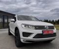 Білий Фольксваген Туарег, об'ємом двигуна 2.97 л та пробігом 281 тис. км за 27199 $, фото 1 на Automoto.ua