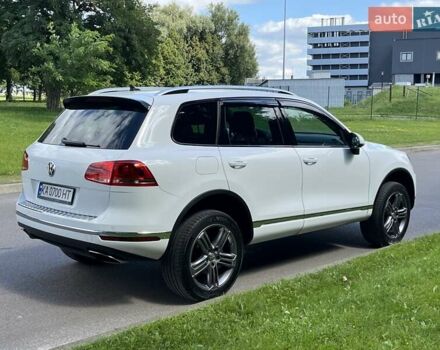 Білий Фольксваген Туарег, об'ємом двигуна 2.97 л та пробігом 115 тис. км за 32500 $, фото 6 на Automoto.ua
