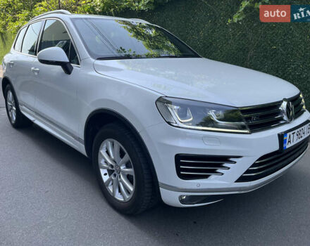 Белый Фольксваген Туарег, объемом двигателя 2.97 л и пробегом 127 тыс. км за 35800 $, фото 12 на Automoto.ua
