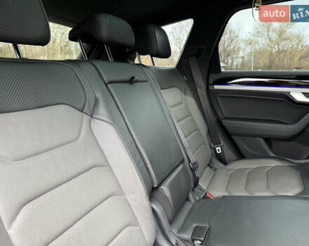 Белый Фольксваген Туарег, объемом двигателя 2.97 л и пробегом 166 тыс. км за 47999 $, фото 35 на Automoto.ua