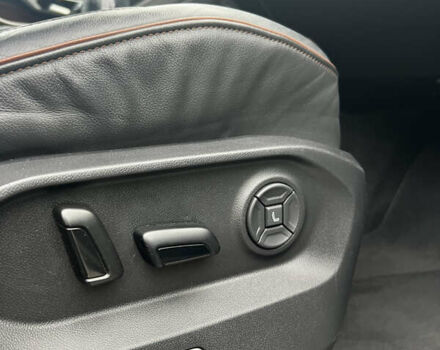 Белый Фольксваген Туарег, объемом двигателя 2.97 л и пробегом 129 тыс. км за 44900 $, фото 23 на Automoto.ua