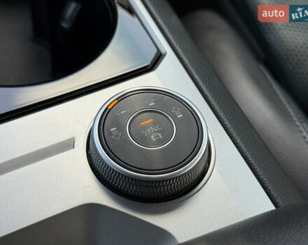 Белый Фольксваген Туарег, объемом двигателя 2.97 л и пробегом 199 тыс. км за 46200 $, фото 31 на Automoto.ua