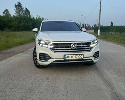 Белый Фольксваген Туарег, объемом двигателя 2.97 л и пробегом 250 тыс. км за 39800 $, фото 11 на Automoto.ua