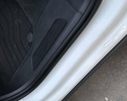 Белый Фольксваген Туарег, объемом двигателя 2.99 л и пробегом 115 тыс. км за 37500 $, фото 20 на Automoto.ua