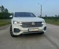 Білий Фольксваген Туарег, об'ємом двигуна 2.97 л та пробігом 250 тис. км за 40500 $, фото 6 на Automoto.ua