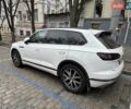 Білий Фольксваген Туарег, об'ємом двигуна 2.97 л та пробігом 240 тис. км за 42500 $, фото 4 на Automoto.ua