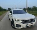 Белый Фольксваген Туарег, объемом двигателя 2.97 л и пробегом 250 тыс. км за 39800 $, фото 3 на Automoto.ua
