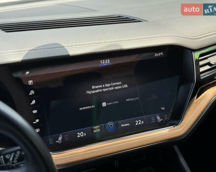 Белый Фольксваген Туарег, объемом двигателя 2.97 л и пробегом 199 тыс. км за 46200 $, фото 19 на Automoto.ua