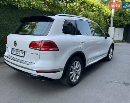 Белый Фольксваген Туарег, объемом двигателя 2.97 л и пробегом 127 тыс. км за 35800 $, фото 8 на Automoto.ua