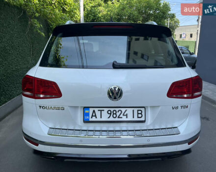 Белый Фольксваген Туарег, объемом двигателя 2.97 л и пробегом 127 тыс. км за 35800 $, фото 7 на Automoto.ua