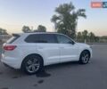 Белый Фольксваген Туарег, объемом двигателя 2.97 л и пробегом 165 тыс. км за 46500 $, фото 10 на Automoto.ua
