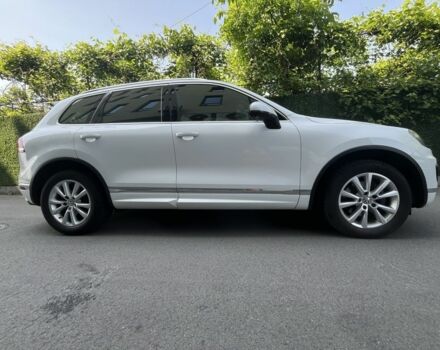 Білий Фольксваген Туарег, об'ємом двигуна 3 л та пробігом 126 тис. км за 36500 $, фото 10 на Automoto.ua