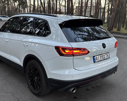 Белый Фольксваген Туарег, объемом двигателя 2.99 л и пробегом 115 тыс. км за 37500 $, фото 5 на Automoto.ua