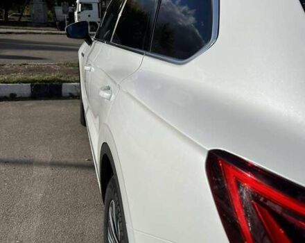 Белый Фольксваген Туарег, объемом двигателя 2.97 л и пробегом 250 тыс. км за 39800 $, фото 23 на Automoto.ua