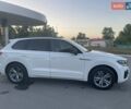 Белый Фольксваген Туарег, объемом двигателя 2.97 л и пробегом 165 тыс. км за 46500 $, фото 6 на Automoto.ua