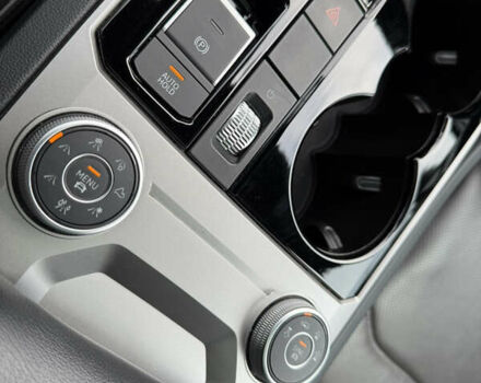 Белый Фольксваген Туарег, объемом двигателя 2.97 л и пробегом 166 тыс. км за 47999 $, фото 45 на Automoto.ua