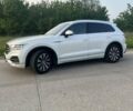 Білий Фольксваген Туарег, об'ємом двигуна 2.97 л та пробігом 250 тис. км за 40500 $, фото 18 на Automoto.ua