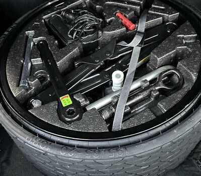 Белый Фольксваген Туарег, объемом двигателя 2.99 л и пробегом 115 тыс. км за 37500 $, фото 12 на Automoto.ua