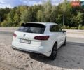 Белый Фольксваген Туарег, объемом двигателя 2.97 л и пробегом 252 тыс. км за 47000 $, фото 8 на Automoto.ua