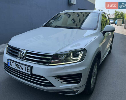 Белый Фольксваген Туарег, объемом двигателя 2.97 л и пробегом 127 тыс. км за 35800 $, фото 3 на Automoto.ua