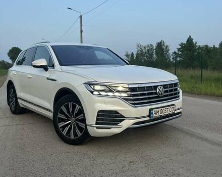 Белый Фольксваген Туарег, объемом двигателя 2.97 л и пробегом 250 тыс. км за 39800 $, фото 5 на Automoto.ua