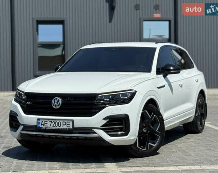 Белый Фольксваген Туарег, объемом двигателя 2.97 л и пробегом 199 тыс. км за 46200 $, фото 1 на Automoto.ua