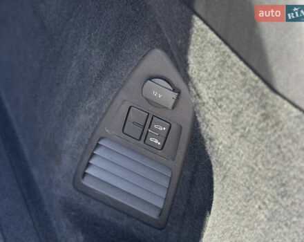 Белый Фольксваген Туарег, объемом двигателя 2.97 л и пробегом 199 тыс. км за 46200 $, фото 53 на Automoto.ua