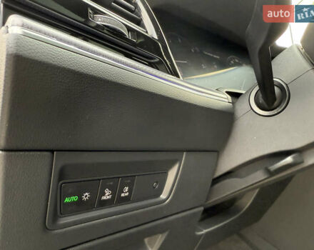 Белый Фольксваген Туарег, объемом двигателя 2.97 л и пробегом 166 тыс. км за 47999 $, фото 39 на Automoto.ua