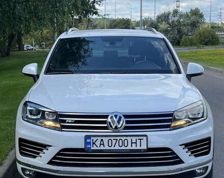Білий Фольксваген Туарег, об'ємом двигуна 2.97 л та пробігом 115 тис. км за 32500 $, фото 7 на Automoto.ua