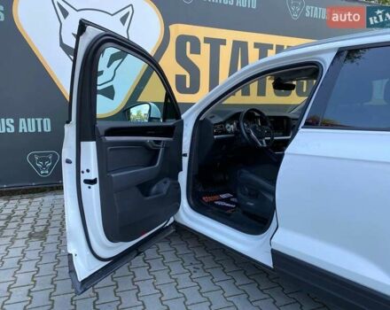 Белый Фольксваген Туарег, объемом двигателя 2.99 л и пробегом 60 тыс. км за 43500 $, фото 13 на Automoto.ua