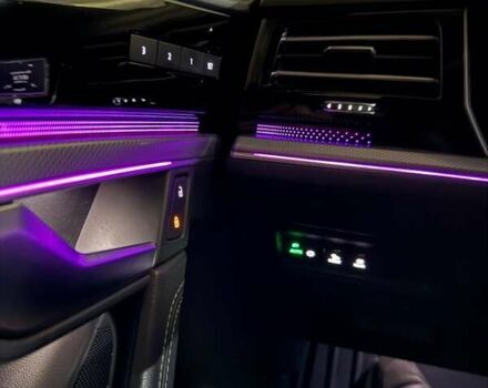 Белый Фольксваген Туарег, объемом двигателя 2.97 л и пробегом 177 тыс. км за 52900 $, фото 60 на Automoto.ua