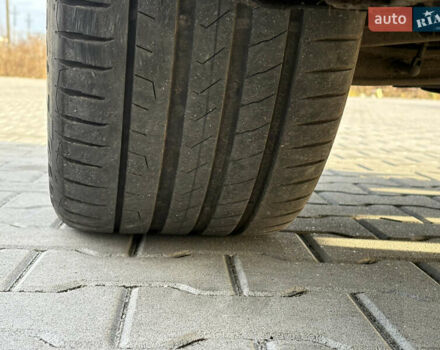 Белый Фольксваген Туарег, объемом двигателя 3 л и пробегом 156 тыс. км за 45999 $, фото 107 на Automoto.ua