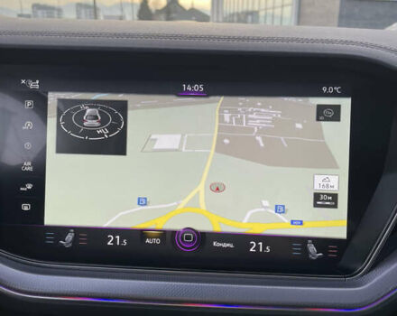 Белый Фольксваген Туарег, объемом двигателя 2.97 л и пробегом 242 тыс. км за 42990 $, фото 23 на Automoto.ua