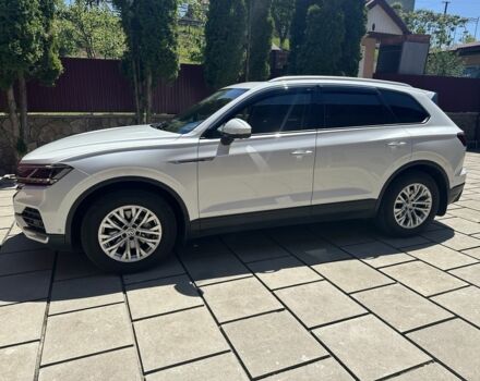 Белый Фольксваген Туарег, объемом двигателя 3 л и пробегом 165 тыс. км за 43500 $, фото 7 на Automoto.ua