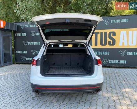 Белый Фольксваген Туарег, объемом двигателя 2.99 л и пробегом 60 тыс. км за 43500 $, фото 9 на Automoto.ua