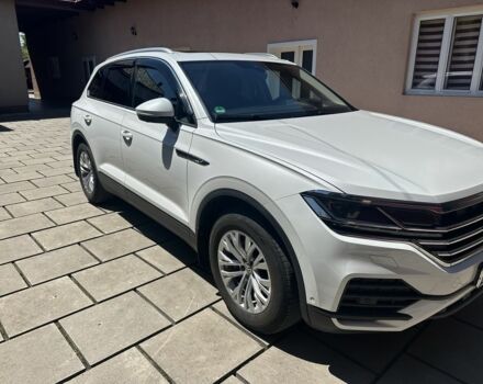 Белый Фольксваген Туарег, объемом двигателя 3 л и пробегом 165 тыс. км за 43500 $, фото 6 на Automoto.ua