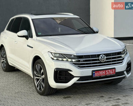 Белый Фольксваген Туарег, объемом двигателя 3 л и пробегом 156 тыс. км за 45999 $, фото 31 на Automoto.ua