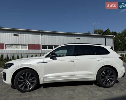 Белый Фольксваген Туарег, объемом двигателя 2.97 л и пробегом 177 тыс. км за 52900 $, фото 8 на Automoto.ua